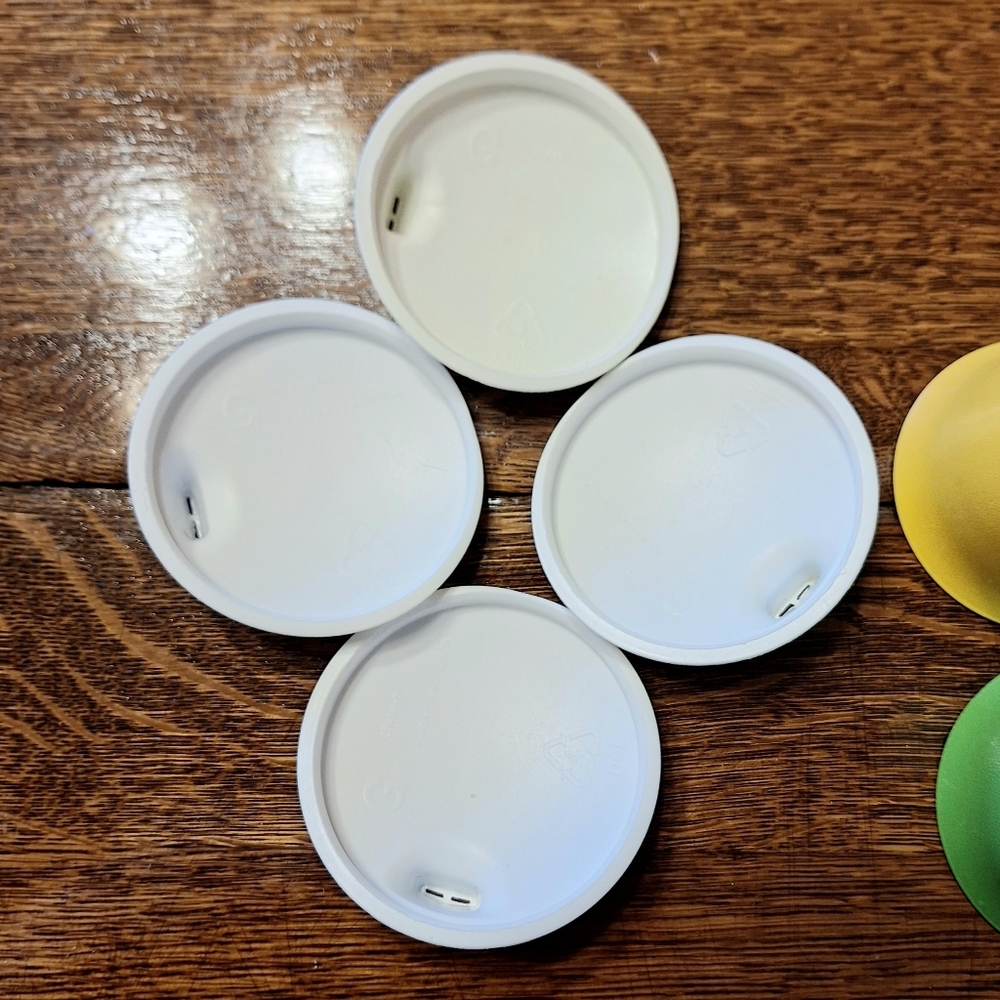 Vintage Tupperware 7 Oz Sippy Cups/Tumblers With Snap on Lids, Set of 4 - Picture 7 of 10